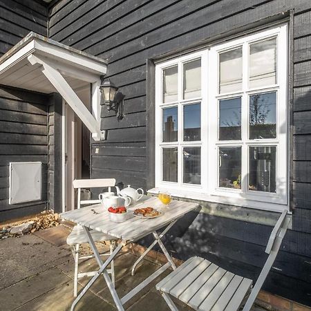 1 Sanctuary Court - Aldeburgh Coastal Cottages Thorpeness Exterior foto